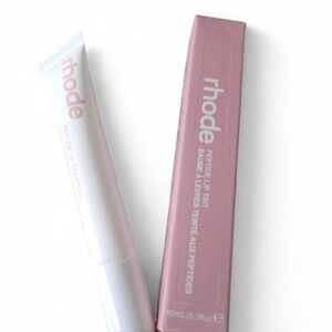 NEW LIMITED EDITION RHODE VANILLA CAKE PEPTIDE LIP BALM 💋
